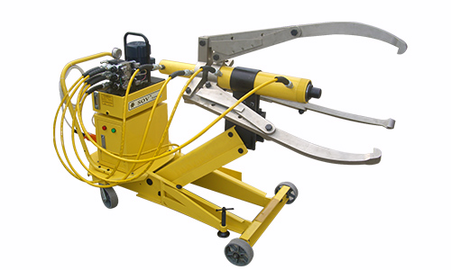 Vehicle-mounted hydraulic wheel puller
