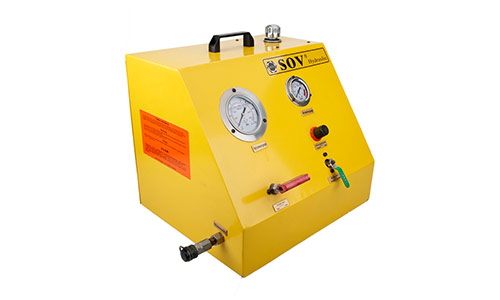 Pneumatic hydraulic pump